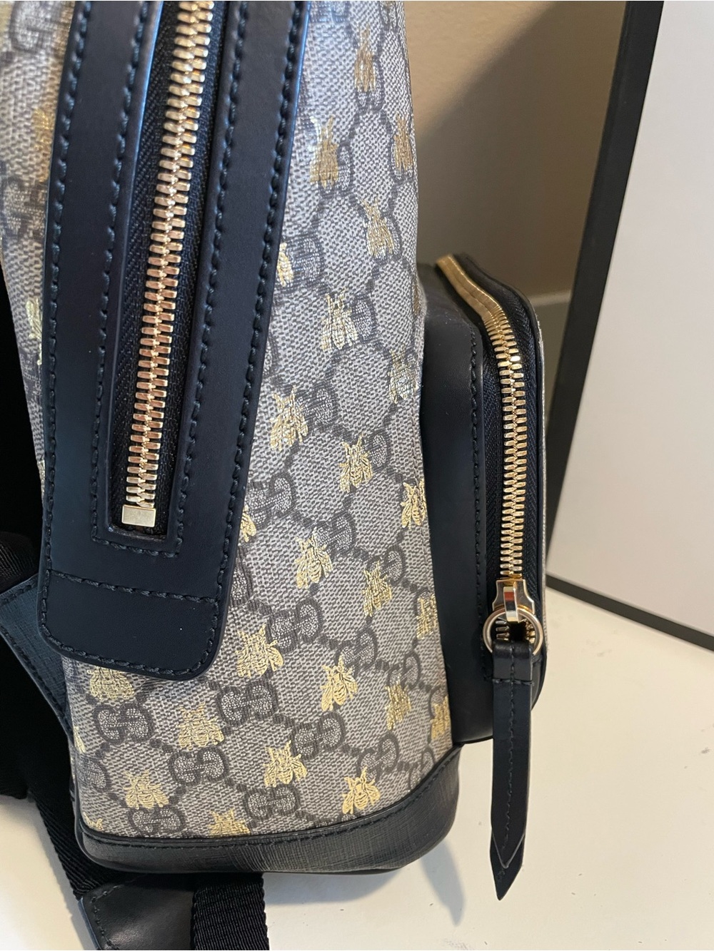 Gucci Gray GG Supreme Backpack with Gold Bee Print - Picture 4 of 10
